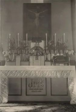 Altar aus 12 Teilen
